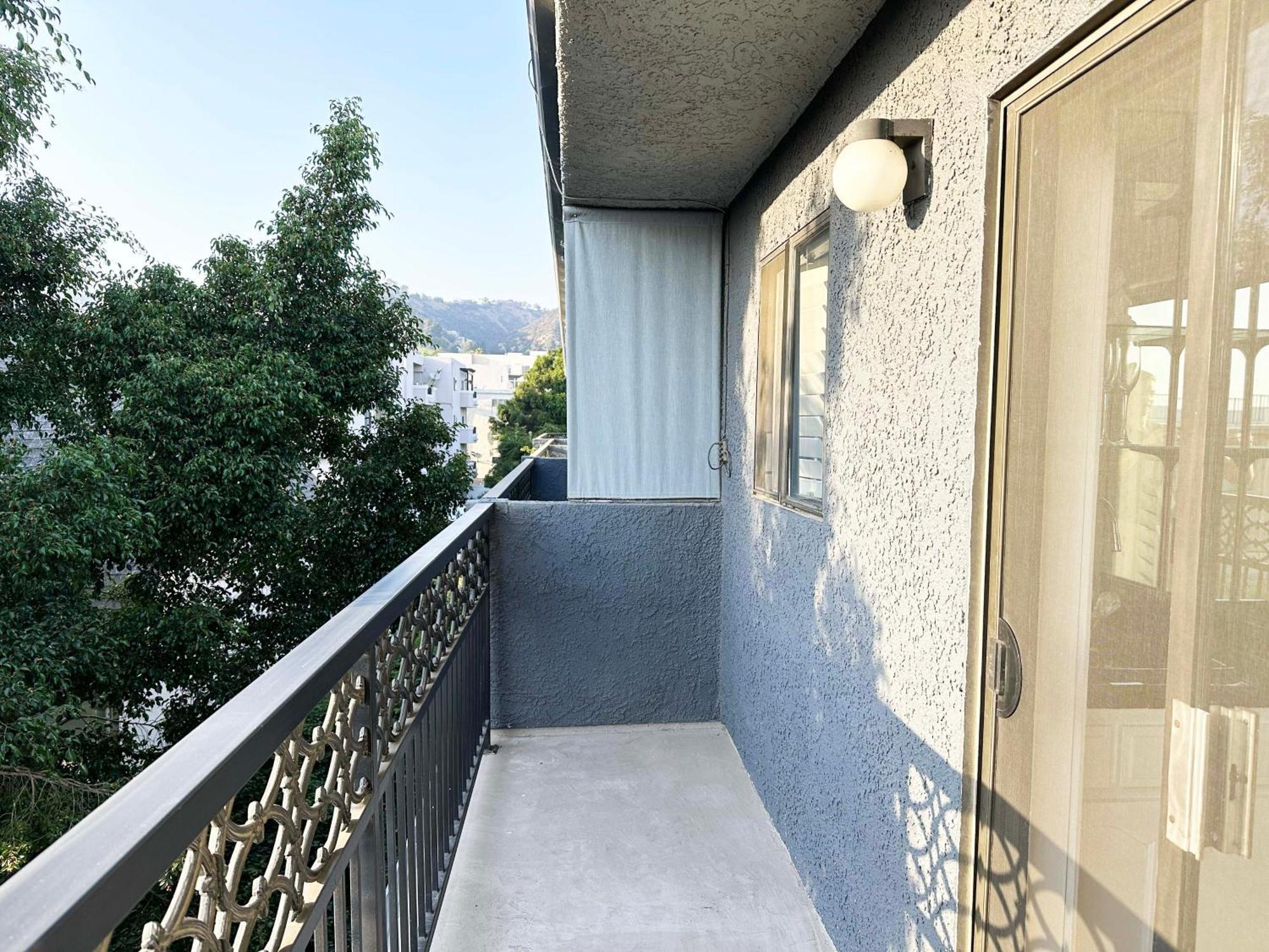 1 Bd Condominium Near Sunset Blvd لوس أنجلوس المظهر الخارجي الصورة