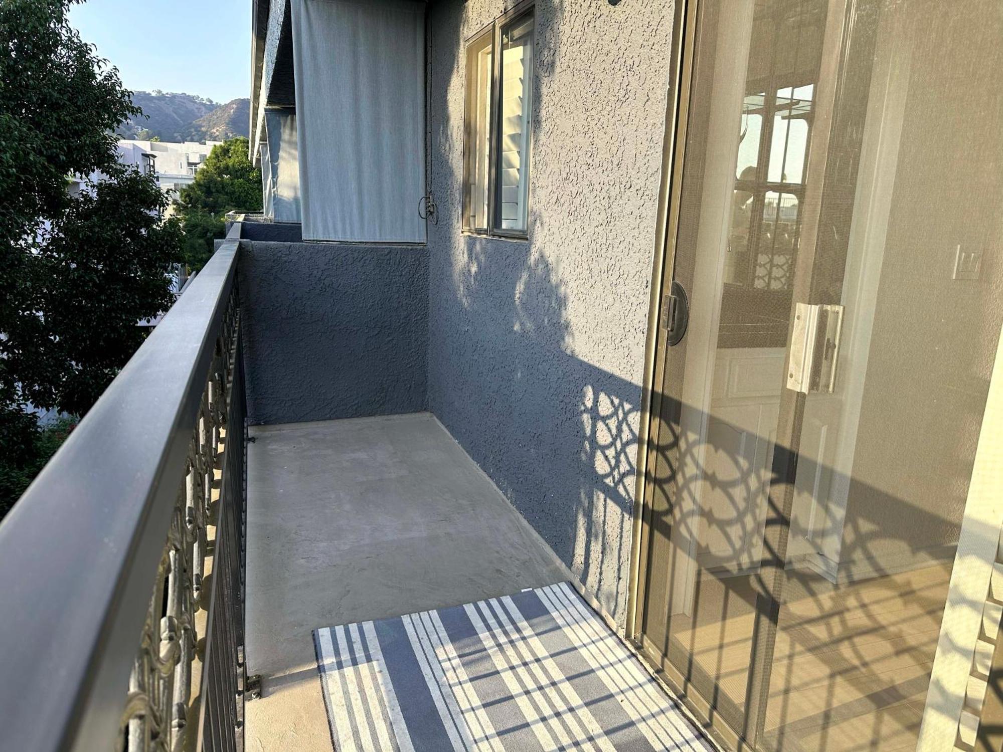 1 Bd Condominium Near Sunset Blvd لوس أنجلوس المظهر الخارجي الصورة